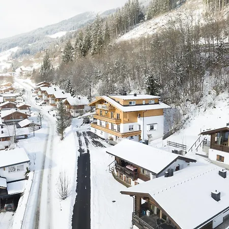 ホテル Schoneben ヴァルト・イム・ピンツガウ