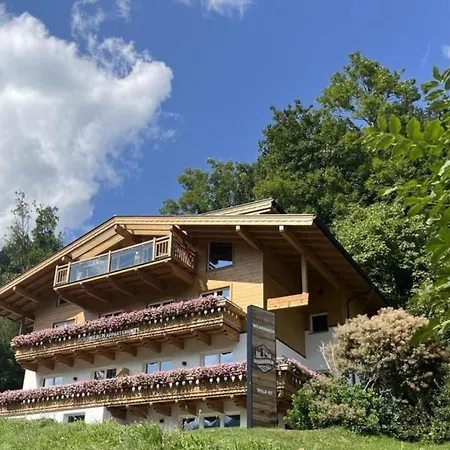 Ξενοδοχείο Schoneben Wald im Pinzgau